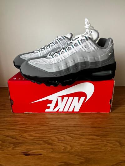 Basket Nike Air Max 95 Big Bubble Cool Grey Mineral Teal Taille 11 45 IQ0285 065