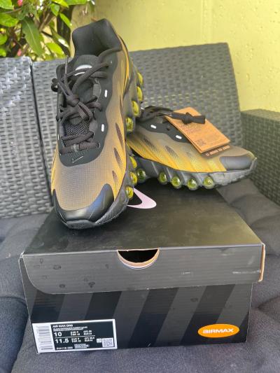 Nike Air Max Dn8   Noir - Anthracite - Varsity Maize   Taille 44 (US 10)   Neuf avec