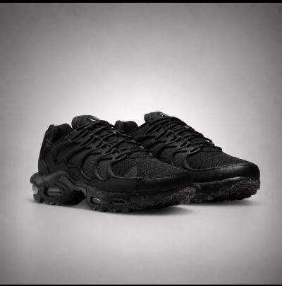 Nike Air Max Plus TN Baskets Homme Noir EU 44 Lacets Tige basse