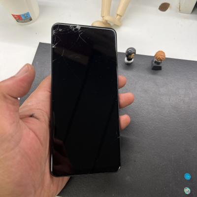 Samsung Galaxy A21s 32go �cran cass�