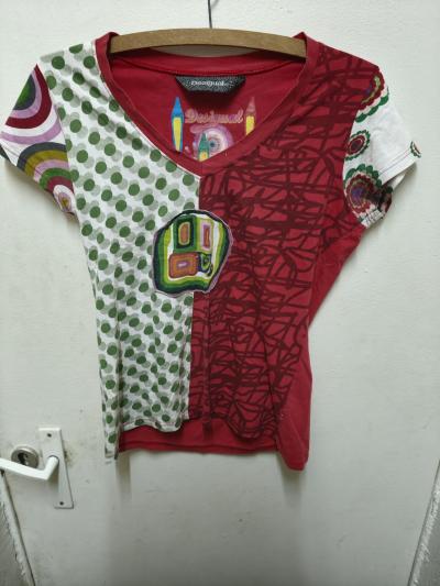 Desigual T shirt femme XL multicolore � motifs col V manches courtes logo