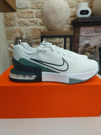 Nike Air Max Alpha Trainer 6 baskets homme blanc-vert EU 44,5 FQ1833 108