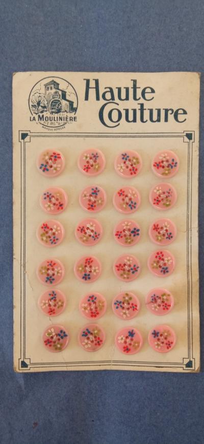 Ancienne Carte De 24 Boutons La Moliniere