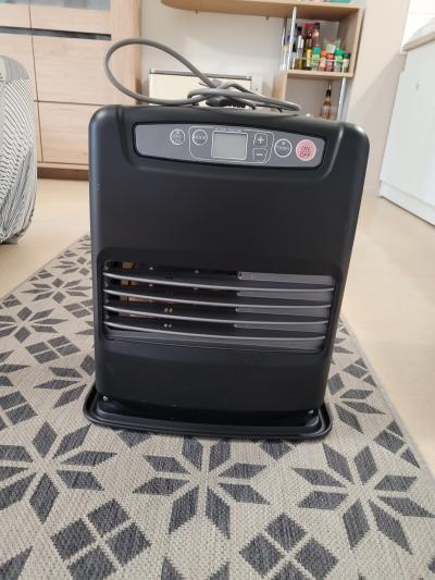 Stover Po�le soufflant radiant SRE 1228 C noir minuterie thermostat s�curit�