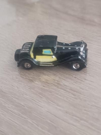 feve voiture Bugatti type 46 coup�