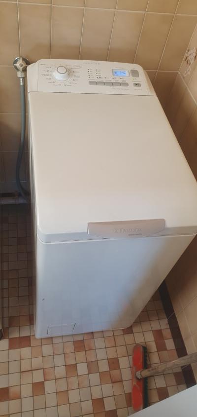 Electrolux Inspire lave linge top 5,5 kg blanc arr�t diff�r� pr�lavage