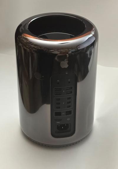 Mac Pro (Late 2013)   3.7GHz Xenon Quad Core   12GB Ram   250GB SSD   D300 2GB