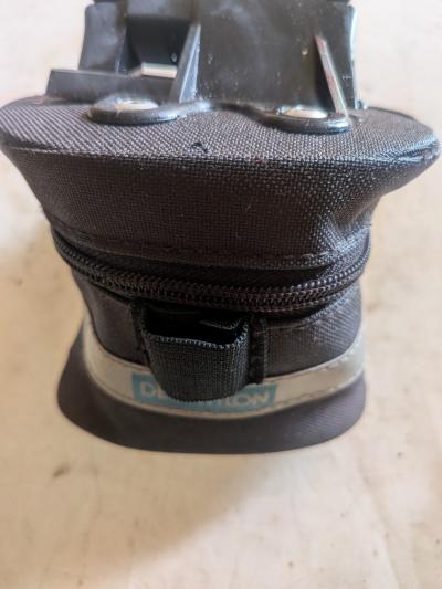 Sacoche De Selle V�lo Vintage DECATHLON Noire Outillage Chambre � Air VTC