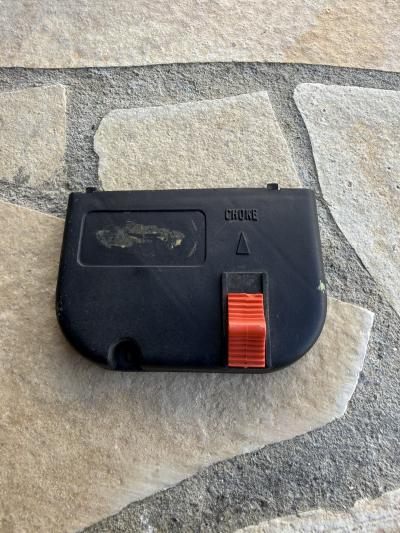 Cache Filtre � air Tron�onneuse Stihl 010 Av