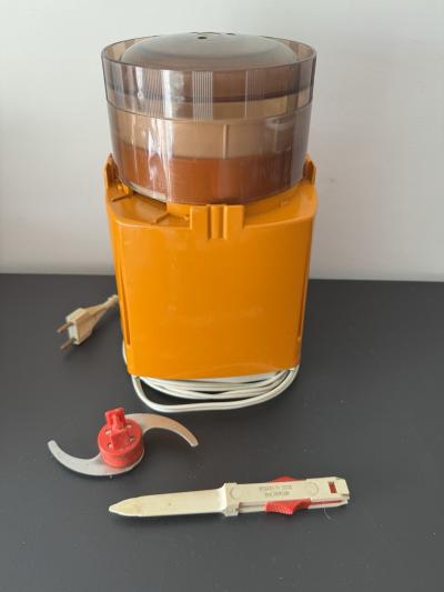 Robot hachoir Moulinette 127 orange vintage Moulinex, type 320 Fonctionnel