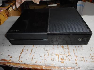 xbox one en loose  le lecteur ne fonctionne plus vendu hs pour pieces