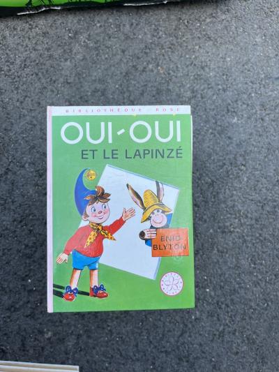 Livre Oui Oui et le Lapinz� Enid Blyton Biblioth�que Rose Hachette
