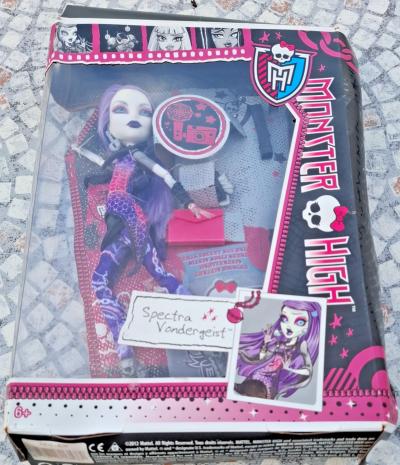 Monster High Spectra Vondergeist poup�e annee 2012  Neuve