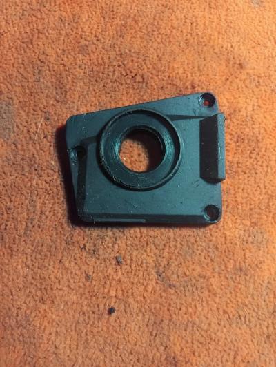 Plaque protection pompe � huile tron�onneuse Alpina A 455