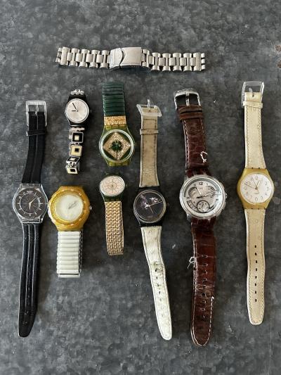 LOT 8 MONTRES  SWATCH  VINTAGE