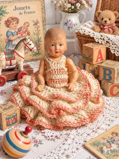 Poup�e ancienne PETITCOLLIN Jeanne d Arc 15 cm   Cellulo�d   Robe d origine