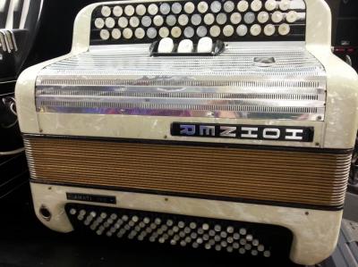 HOHNER AMATI4   Accord�on 80 basses 2 registres