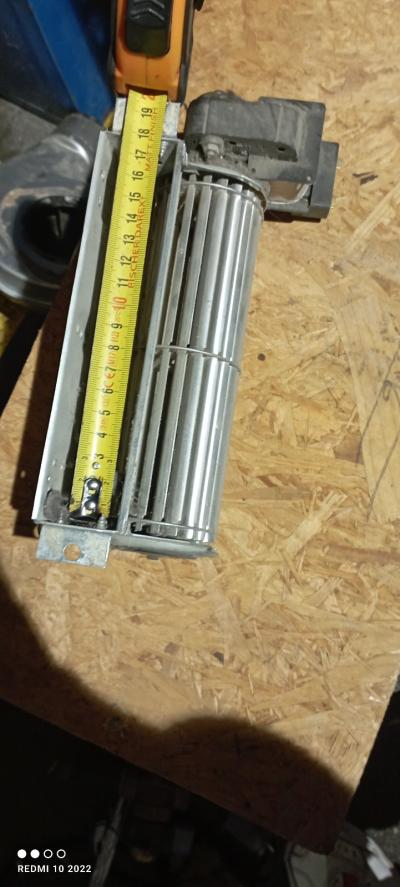 Ventilador TANGENCIAL De Pozo A Pellets Emmevi 116263 18cm Usado