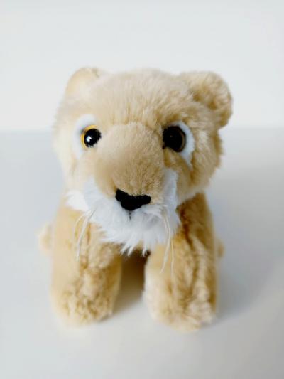 Peluche-Doudou Lionceau-Lionne-B�b� Lion Assis Beige Et Blanc 15cm Nature Planet