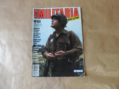 Revue militaire armes militaria magazine n� Insigne parachutiste 85   1992