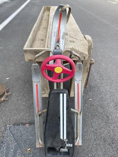 ancienne luge stiga snow racer volant hamax deco course vintage