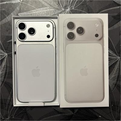 Apple iPhone smartphone 1t blanc avec bo�te et c�ble de charge