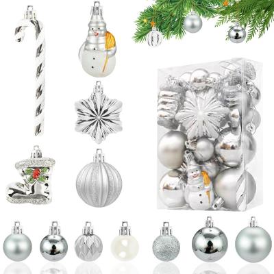 Boules de No�l en Plastique Argent�es et Blanches D�corations Set de 34