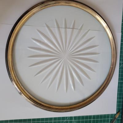 Plateau � fromage, tarte, dessous de plat verre et m�tal argent�