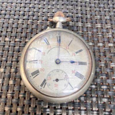 Montre de poche m�canique manuel analogique cadran blanc chiffres romains-arabe