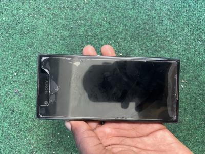 Sony Xperia Go Smartphone Noir 32 Go Capacit� de stockage 32Go