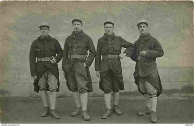 Carte Postale Ancienne   Militaria   Carte Photo   Anim�e   CPA   Voir Scans Rec