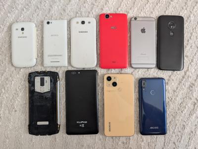 Lot 10 Smartphones HS - Pour Pi�ces   iPhone Samsung Sony