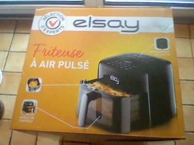 FRITEUSE AIR FRYER ELSAY  : 6L 1500W �cran tactile. NEUVE