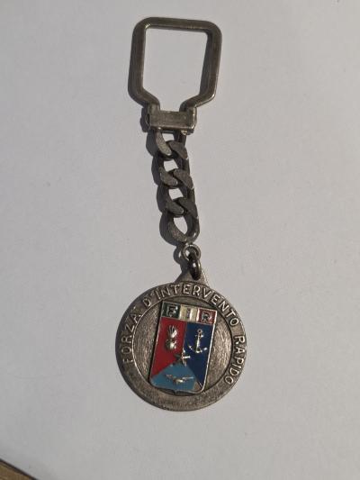 Militaria : porte cl�s de la Force d'action rapide italienne