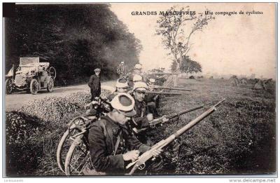 MILITARIA   Grandes manoeuvres   une compagnie de cyclistes