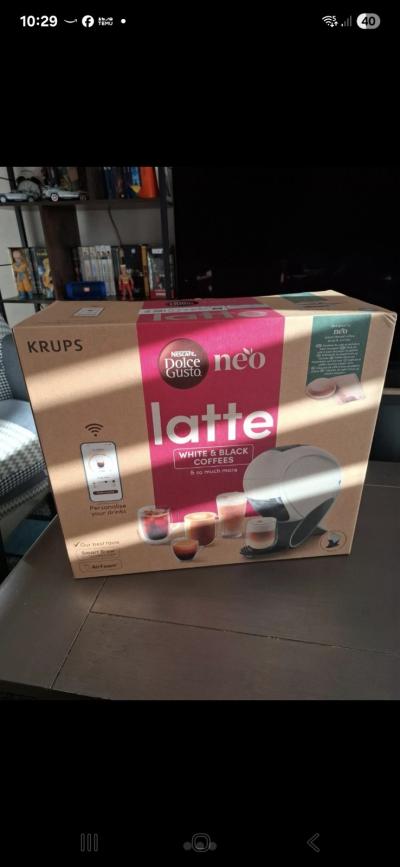 Krups Nescaf� Dolce Gusto Neo Latte Machine � dosettes Blanc KPJ500310