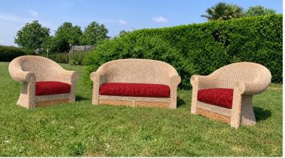 Ensemble salon de jardin rotin beige 4 pcs coussins rouges table verre rect.