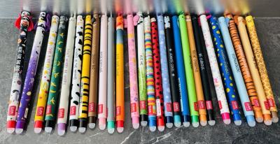 LEGAMI Lot de crayons multicolores d�cor�s motifs animaux et messages