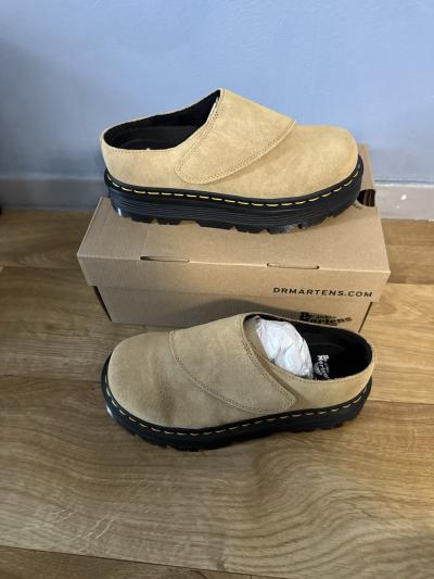 Dr. Martens Zebzag Anywair AirWair bottes daim beige antid�rapantes EU 38