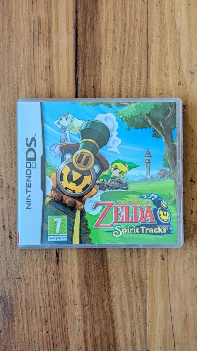 Jeu Nintendo DS Zelda Spirit Tracks FR Complet Bo�te Notice TBE (L�ger d�faut)