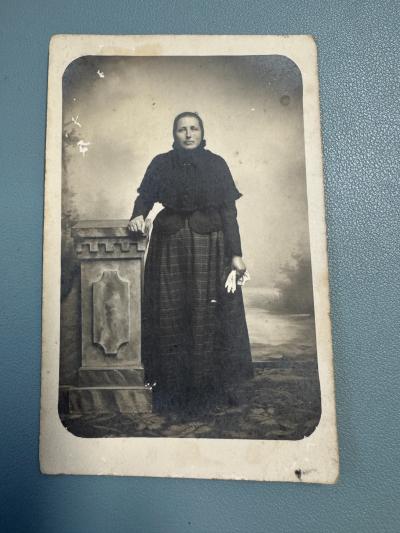 Antique Photo Card Of A Woman In Traditional Costume Scarf Studio Portrait 1900