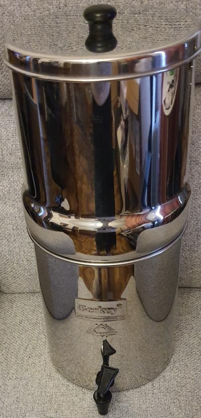 Filtre purificateur d'eau � gravitation BERKEY BIG 8,5L  2 cartouches r�centes