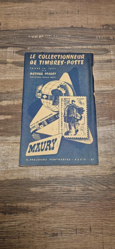 Le Collectionneur De Timbres Poste N�693