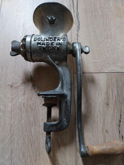 BOLINDER'S N�2 IDEAL hachoir � viande manuel � manivelle serre joint bois m�tal