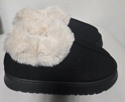Bottines � semelle �paisse avec doublure en fourrure synth�tique
