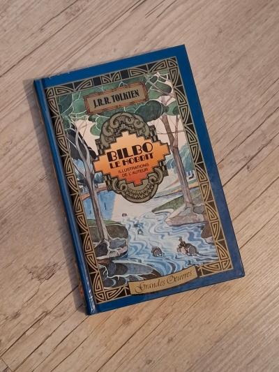 LE HOBBIT   Edition collector Illustr�e   TOLKIEN   Hachette Grandes Oeuvres