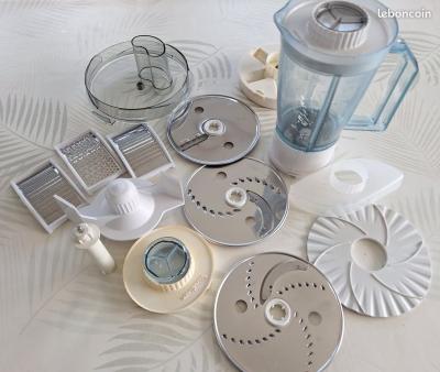 Lot de pi�ces d�tach�es robot multifonction Moulinex Masterchef 75