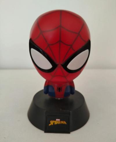Marvel Figurine veilleuse Spider Man plastique sur socle inscription SPIDERMAN
