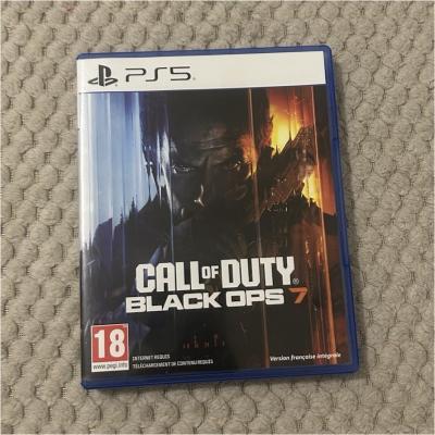 Activision Call of Duty: Black Ops 7 PS5 PAL PEGI 18 Jeux en ligne 2025