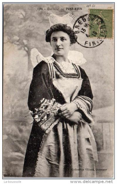 29 PONT AVEN   Costume